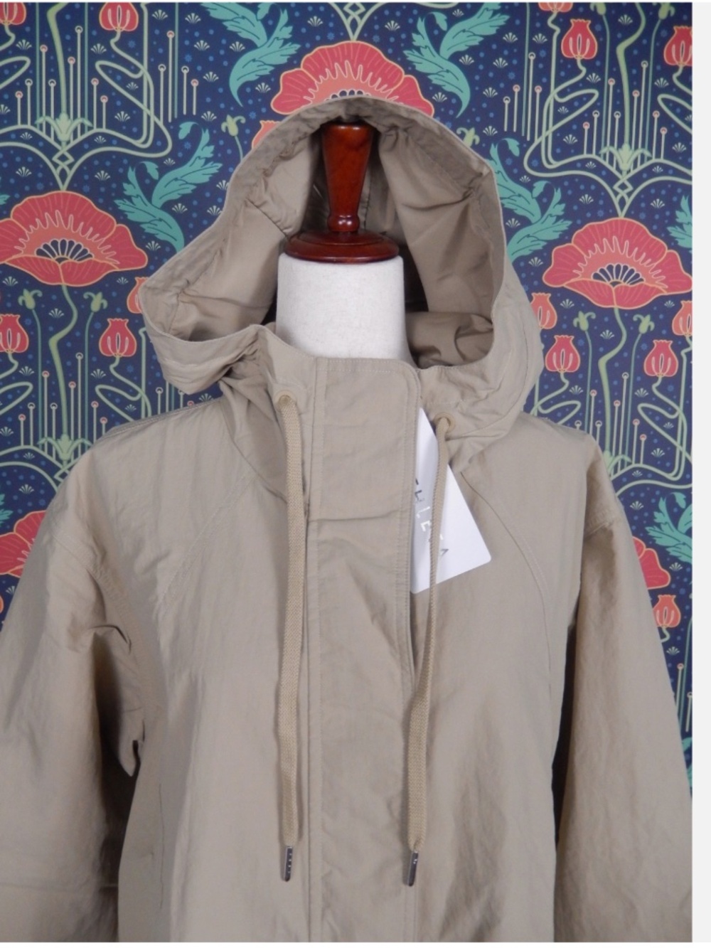 Athleta Everywhere Tan Anorak Hooded Jacket L New - Picture 6 of 8